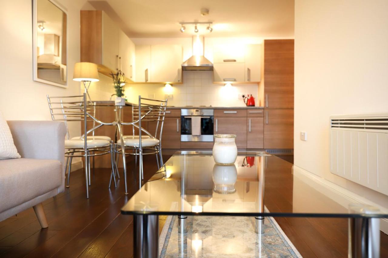 Beautiful 2 Bedroom Property In Borough London Eksteriør bilde